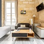 Apartamento Le Balcon De Gabriel Place De La Bourse