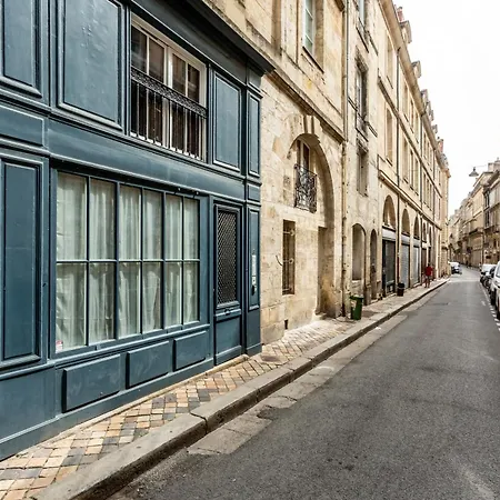 Apartment Le Balcon De Gabriel Place De La Bourse *