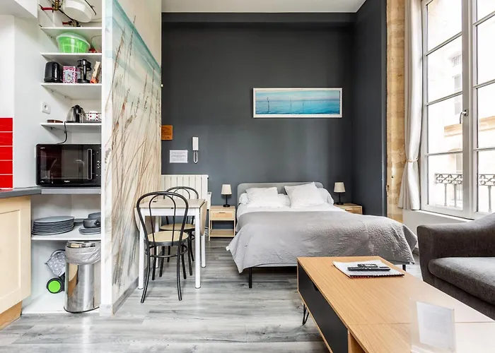 Apartman Le Balcon De Gabriel Place De La Bourse