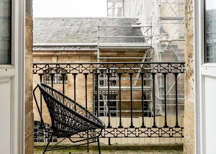 公寓 Le Balcon De Gabriel Place De La Bourse *