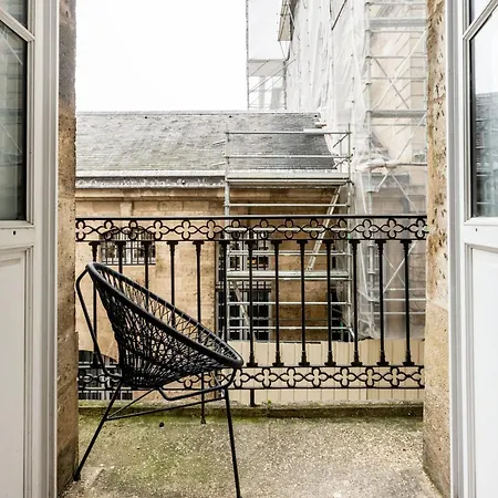 公寓 Le Balcon De Gabriel Place De La Bourse *